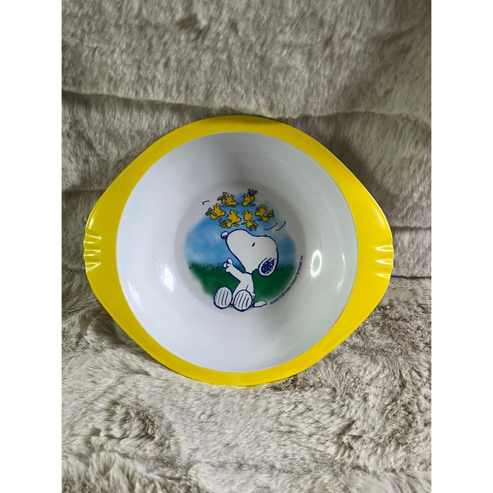 Snoopy Trudeau Feeding Bowl for Kids Yellow Rim 500‎ ml / 16 oz Cute Design